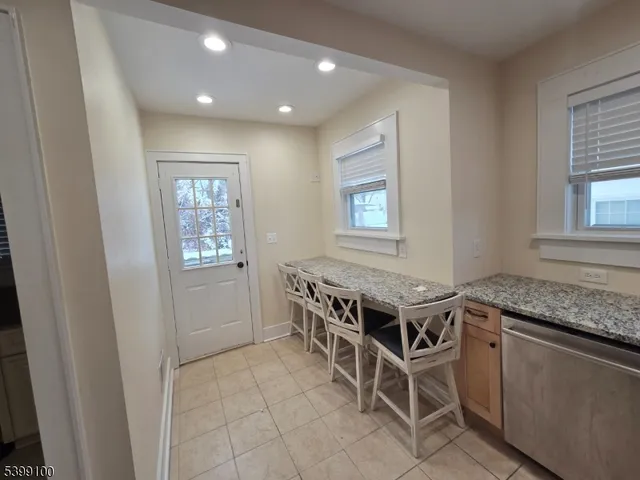 $2,500 | 634 West Broad Street, Westfield, NJ 07090