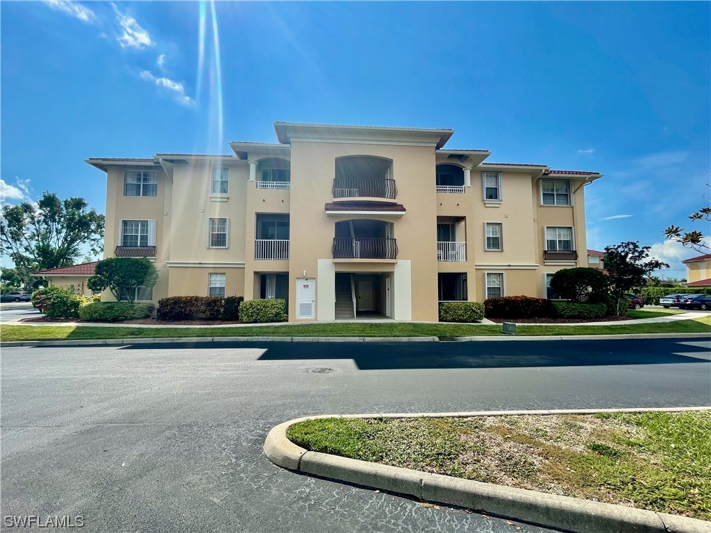 1514 Southwest 50th St Unit 204  