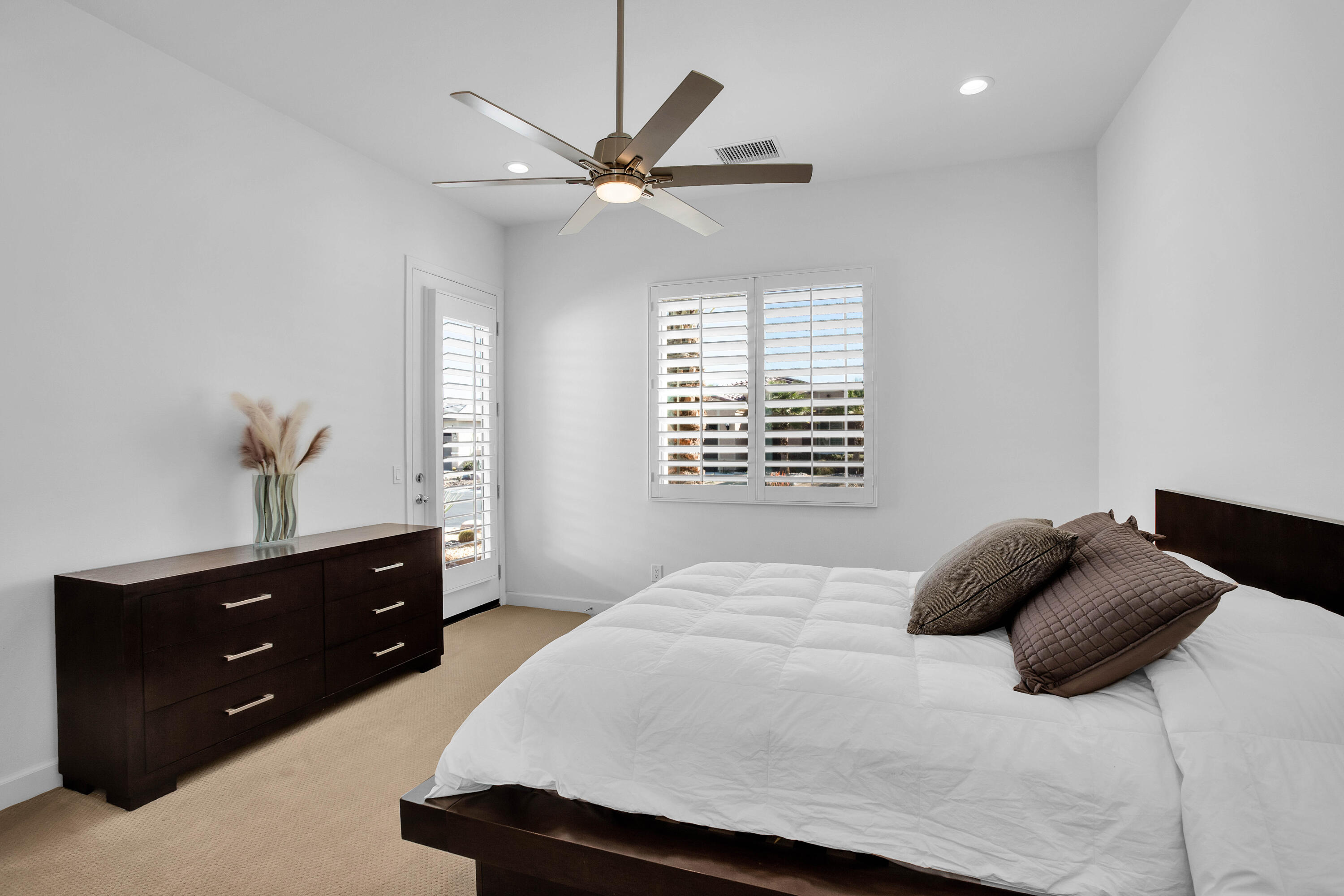 10 Merlot Rancho Mirage, CA 92270 - Photo 28 of 63 32