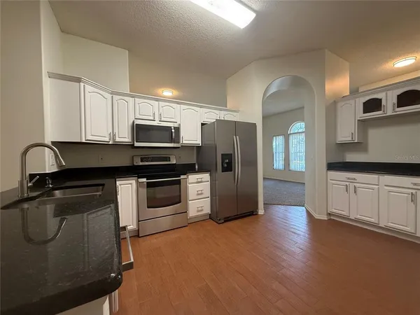 $354,900 | 5901 Erhardt Drive, Riverview, FL 33578