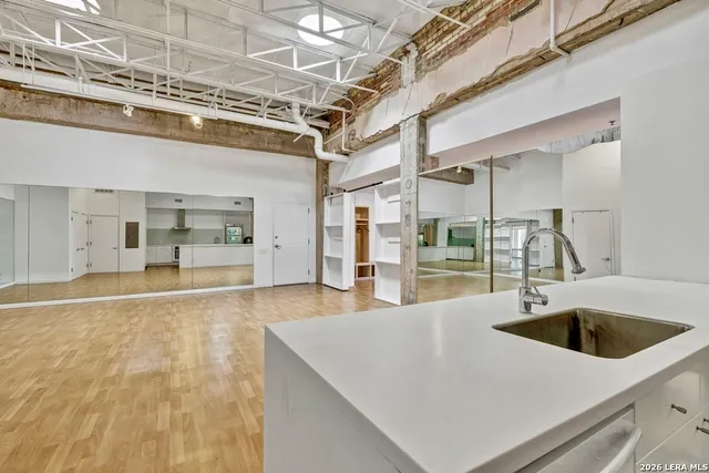 $625,000 | 1115 South Alamo Street, Unit 2213, San Antonio, TX 78210