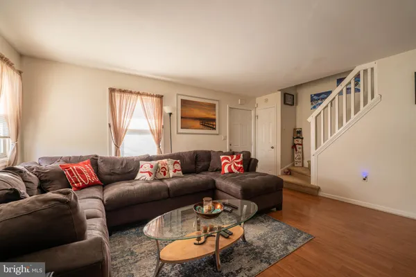 $334,900 | 2715 Dutton Mill Road, Aston, PA 19014