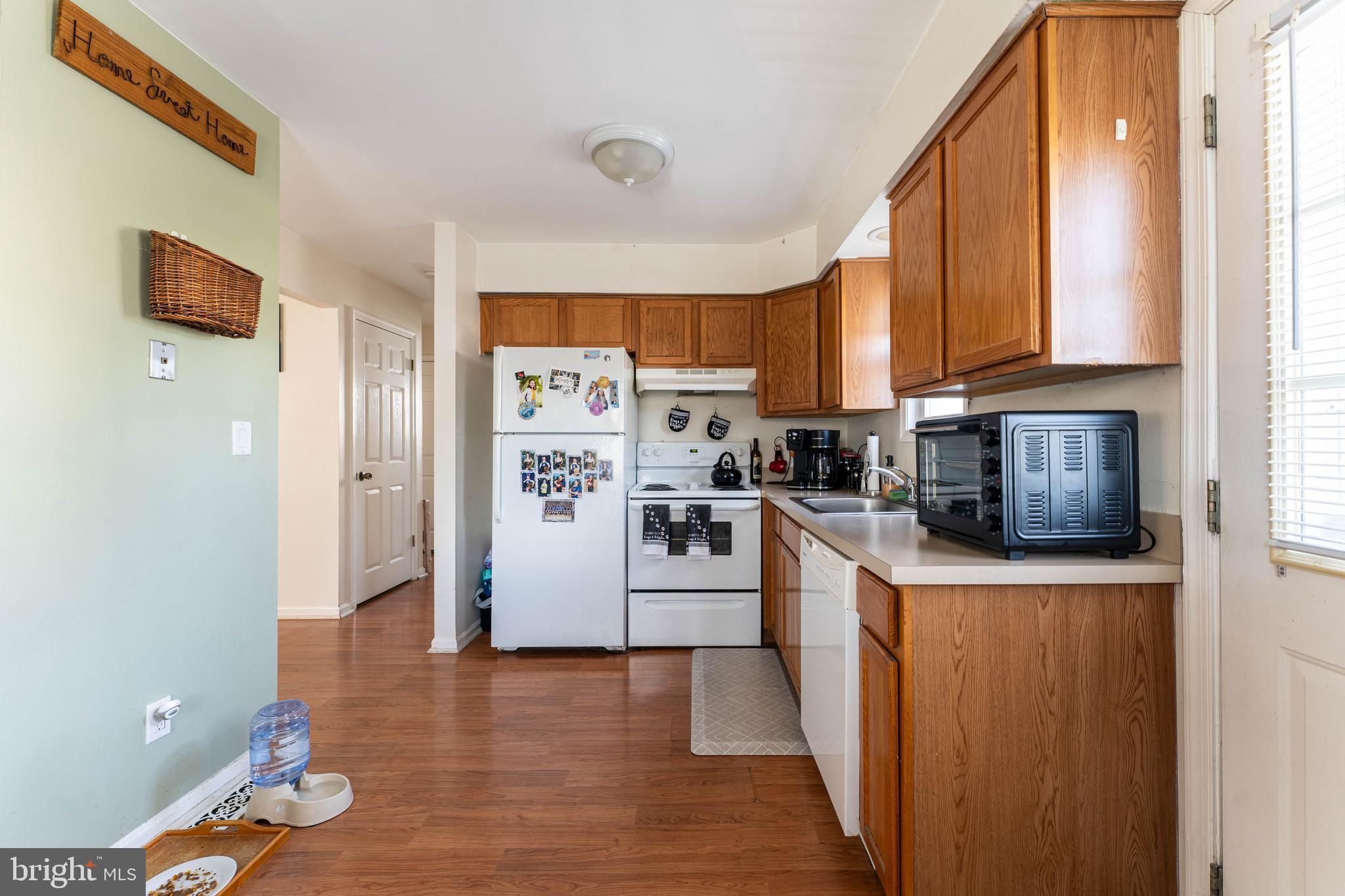 2715 Dutton Mill Road Aston, PA 19014 - Photo 7 of 19