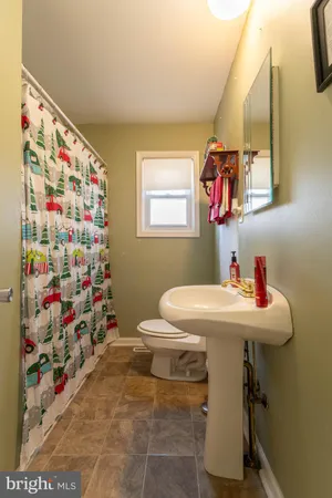 $334,900 | 2715 Dutton Mill Road, Aston, PA 19014