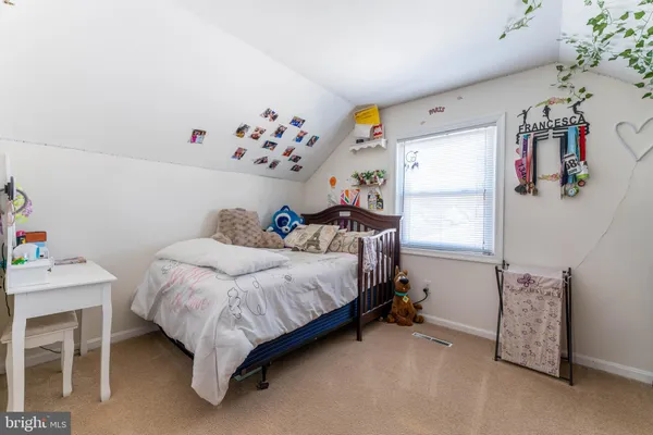 $334,900 | 2715 Dutton Mill Road, Aston, PA 19014