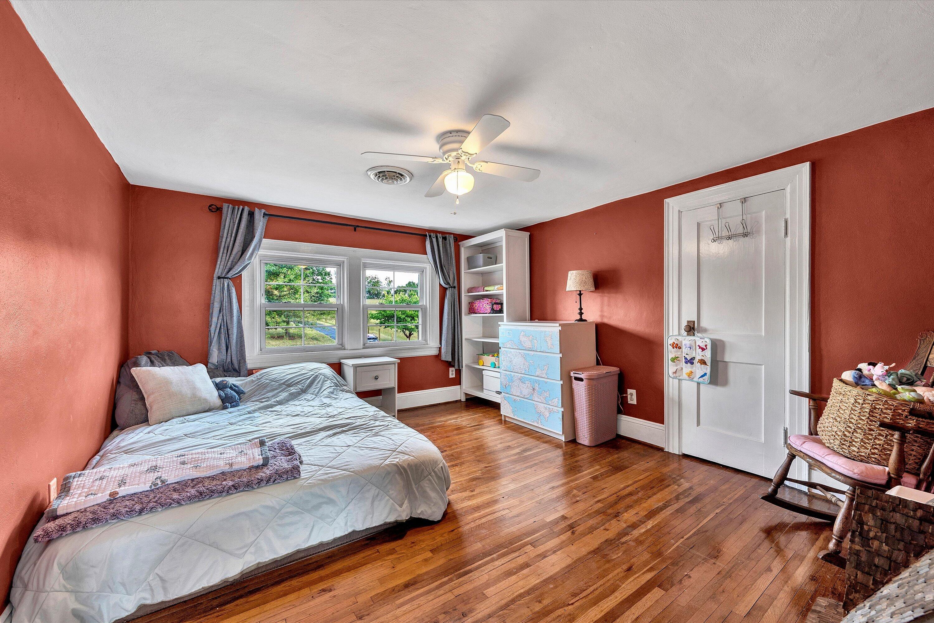 6200 Stewartsville Road Moneta, VA 24121 - Photo 25 of 71 25-DSC04194-55