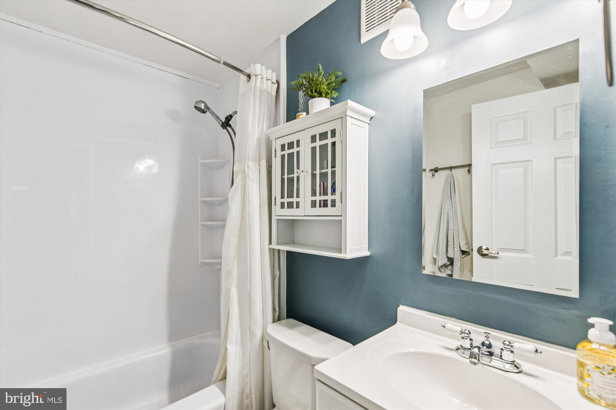 2217 Lodge Farm Road Baltimore, MD 21219 - Photo 21 of 30 Gallery Image 21