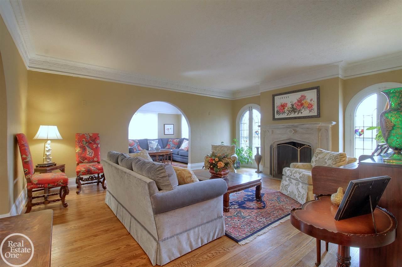 832 Trombley Road Grosse Pointe Park, MI 48230 - Photo 16 of 52