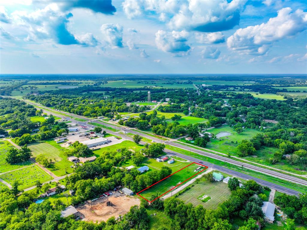 0 Tx-11 Como, TX 75431 - Photo 4 of 12 a view of a city
