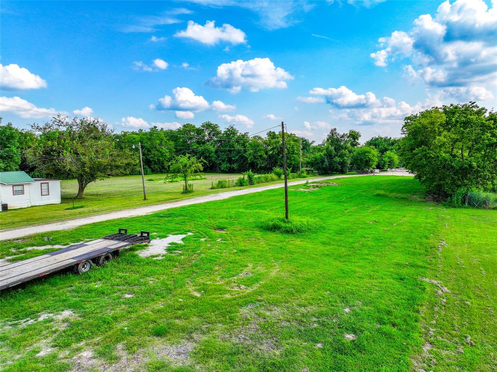 0 Tx-11 Como, TX 75431 - Photo 9 of 12 a view of a park