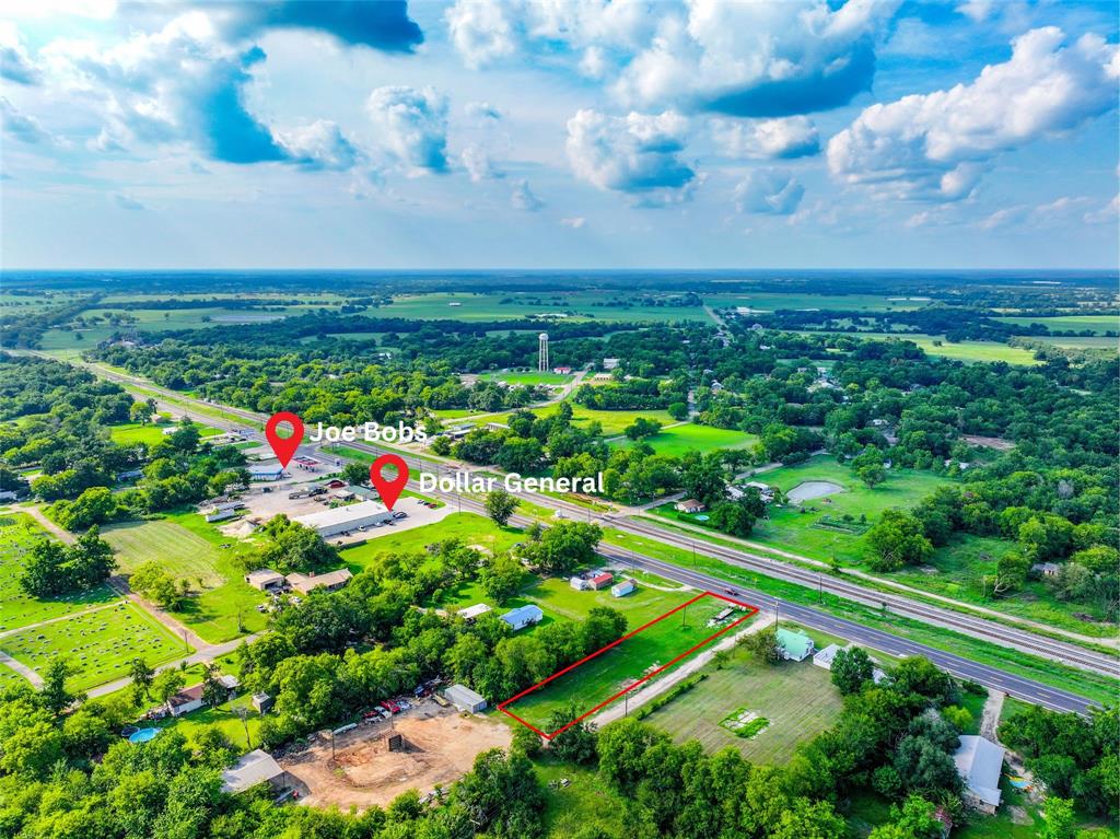 0 Tx-11 Como, TX 75431 - Photo 10 of 12 a view of a city