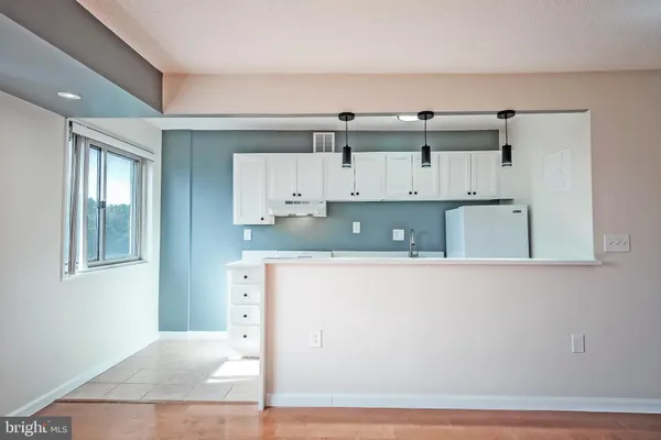 $1,590 | 2500 North Van Dorn Street, Unit 912, Alexandria, VA 22302