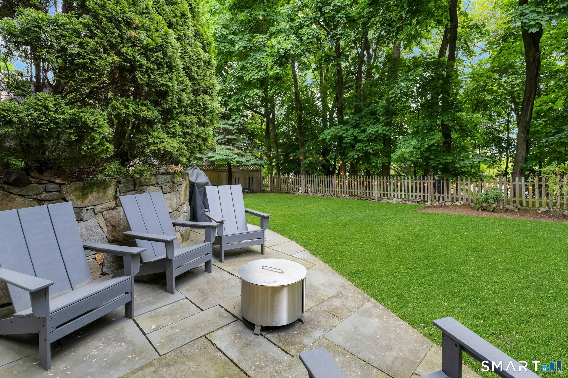 11 Walmsley Road Darien, CT 06820 - Photo 35 of 38