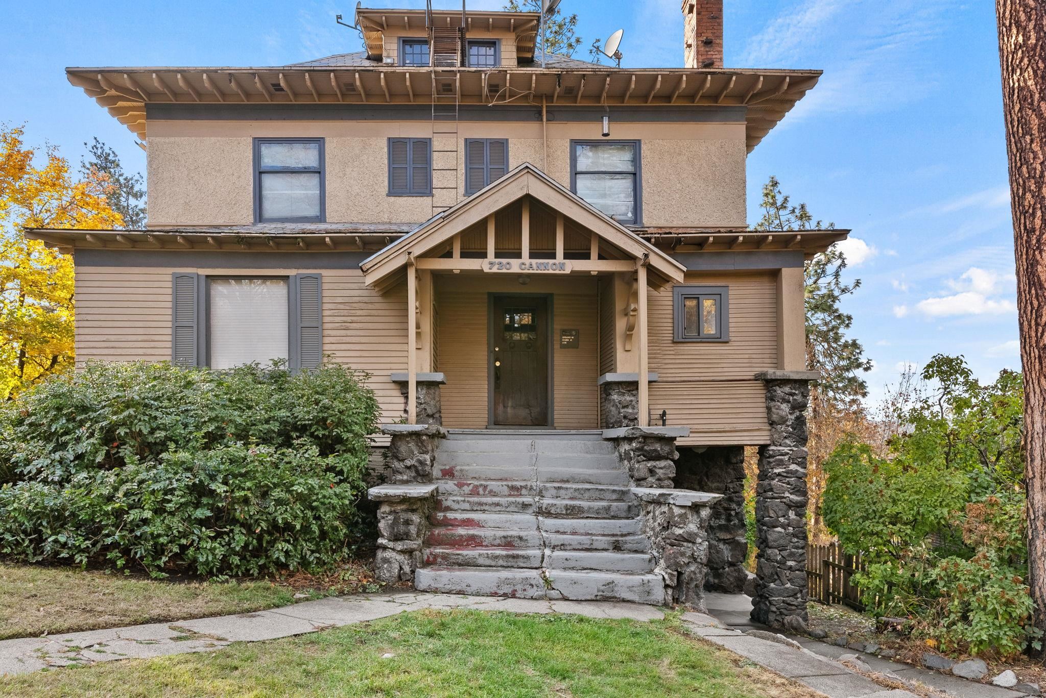 2002 West 8th Avenue Spokane, WA 99204 - Photo 2 of 25