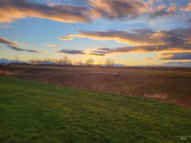 $2,195,000 | 6258 Southeast 3rd Avenue, New Plymouth, ID 83655