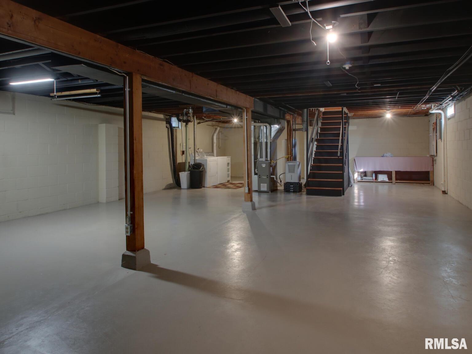 1229 Spruce Street Quincy, IL 62301 - Photo 20 of 27