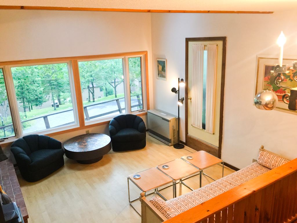 73 Upper Village Road, Unit SUMMIT 46 Warren, VT 05674 - Photo 12 of 35 Gallery Image 12