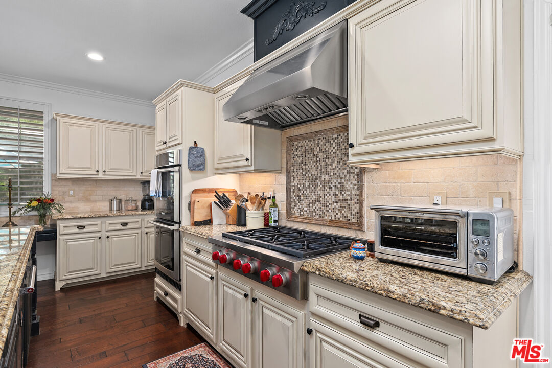 25514 Brighton Place Stevenson Ranch, CA 91381 - Photo 13 of 44
