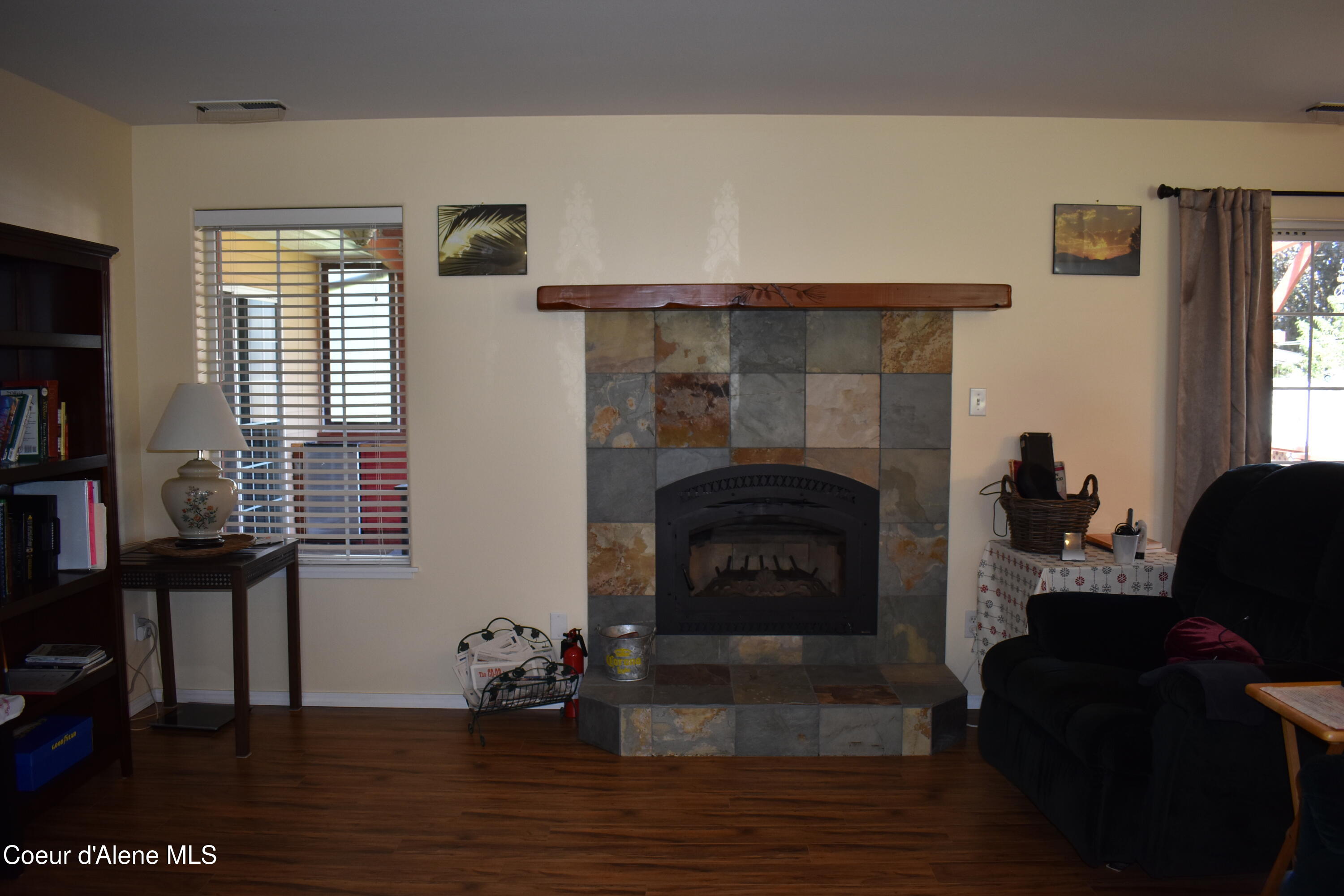 1406 Walnut Street Sandpoint, ID 83864 - Photo 12 of 77 DSC_0011