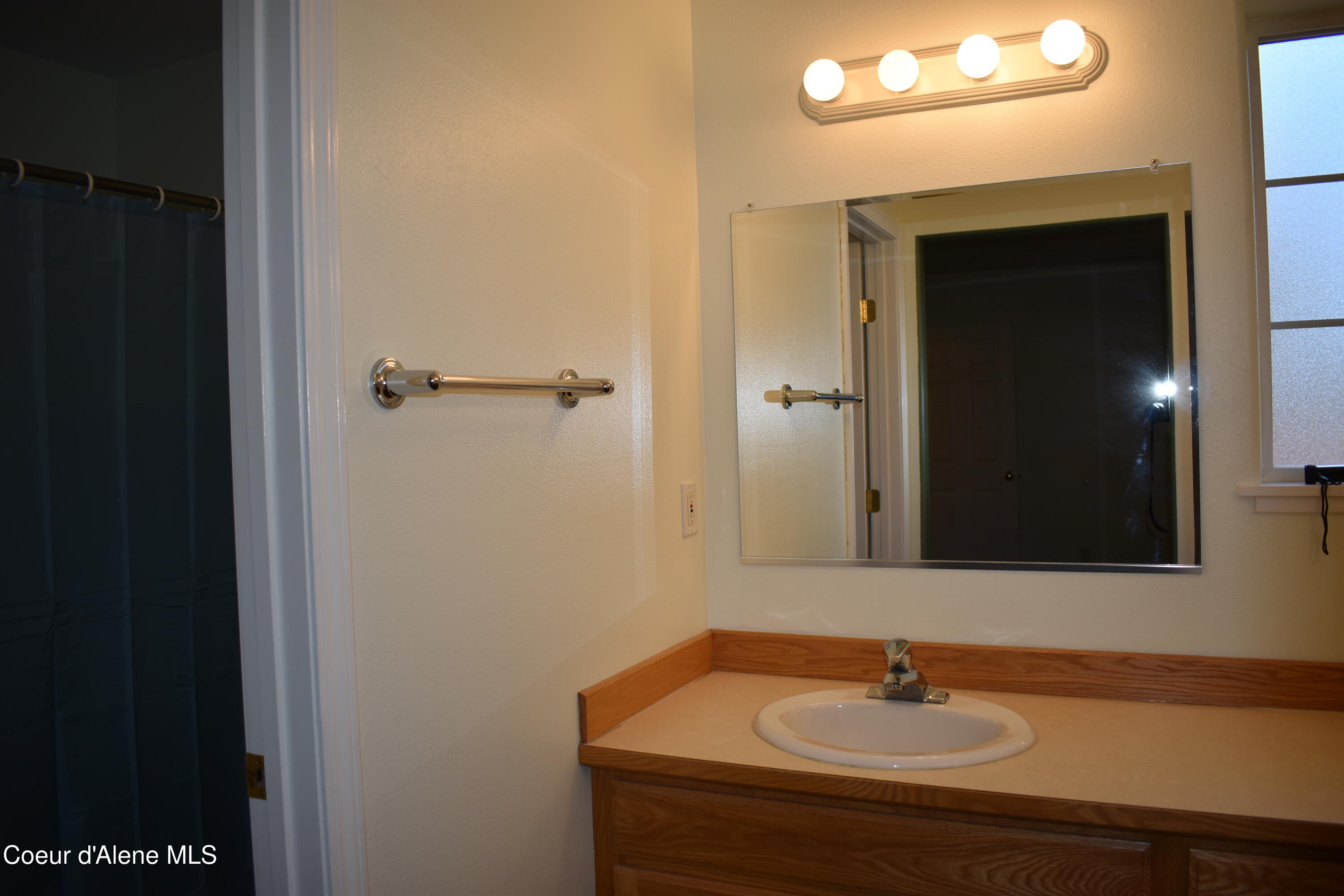 1406 Walnut Street Sandpoint, ID 83864 - Photo 17 of 77 DSC_0016