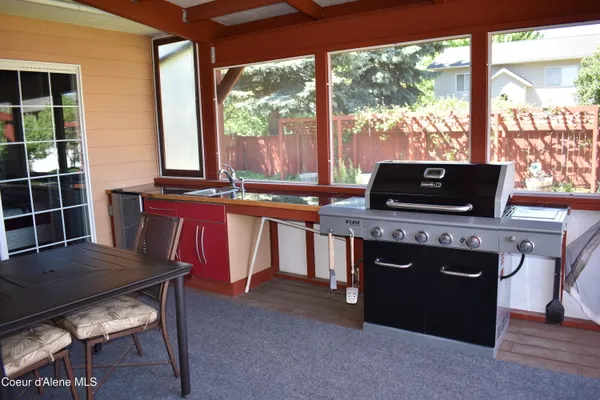 $565,000 | 1406 Walnut Street, Sandpoint, ID 83864