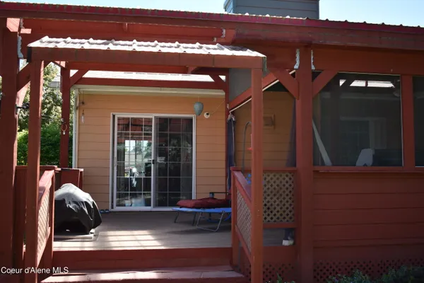 $565,000 | 1406 Walnut Street, Sandpoint, ID 83864