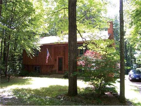 512 Barnard Hill Road Weare, NH 03281 - Photo 1 of 5 Gallery Image 1