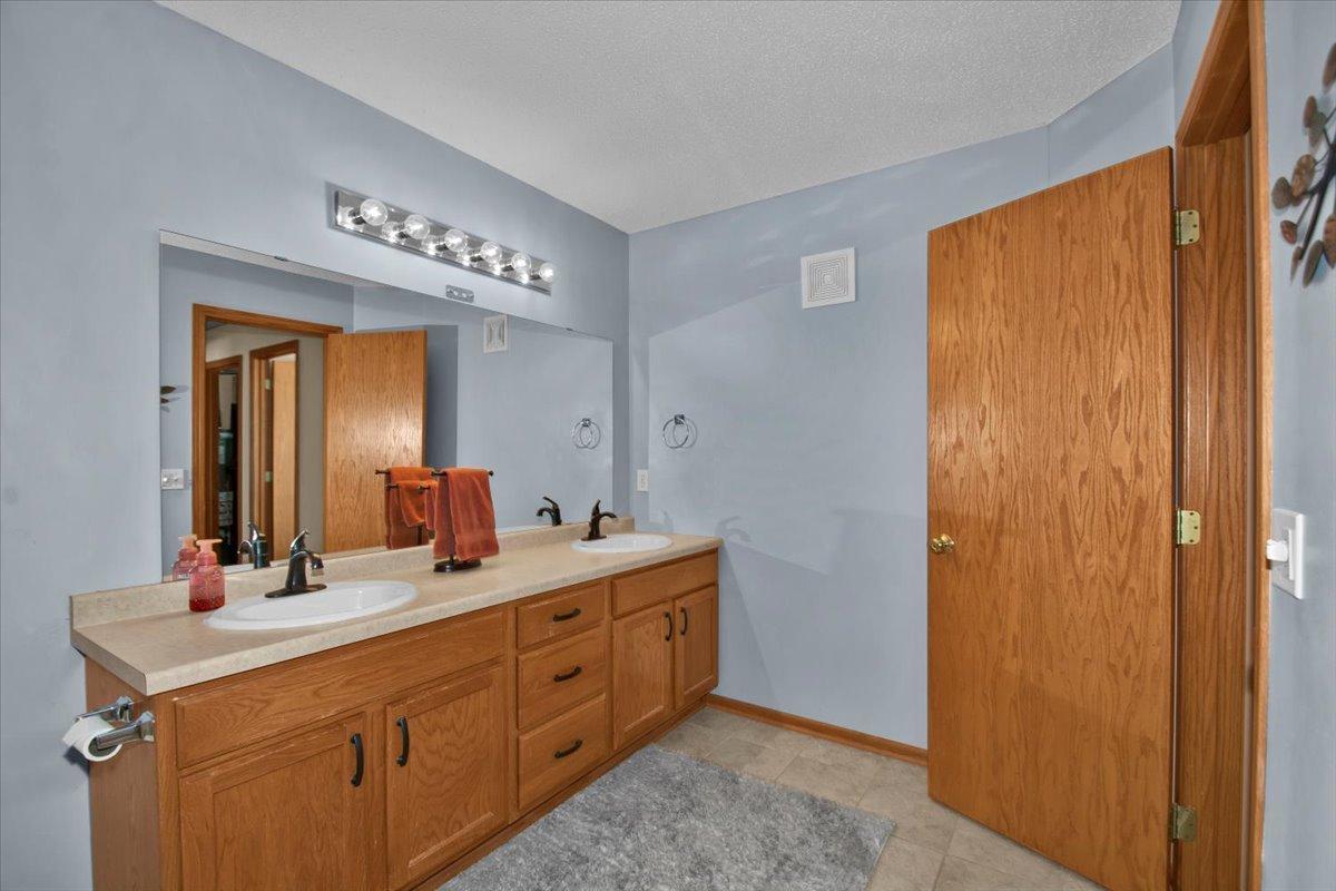 6386 64th Way Northeast Albertville, MN 55301 - Photo 16 of 21