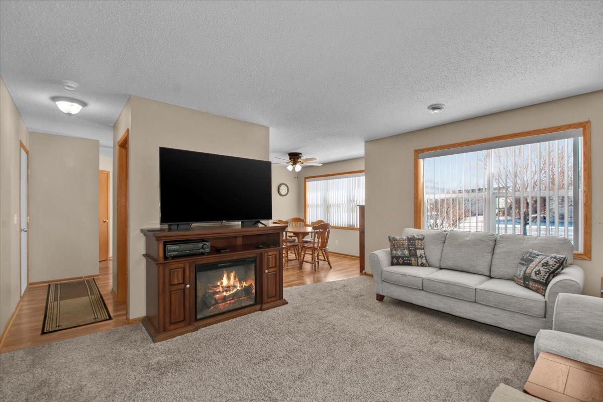 6386 64th Way Northeast Albertville, MN 55301 - Photo 5 of 21