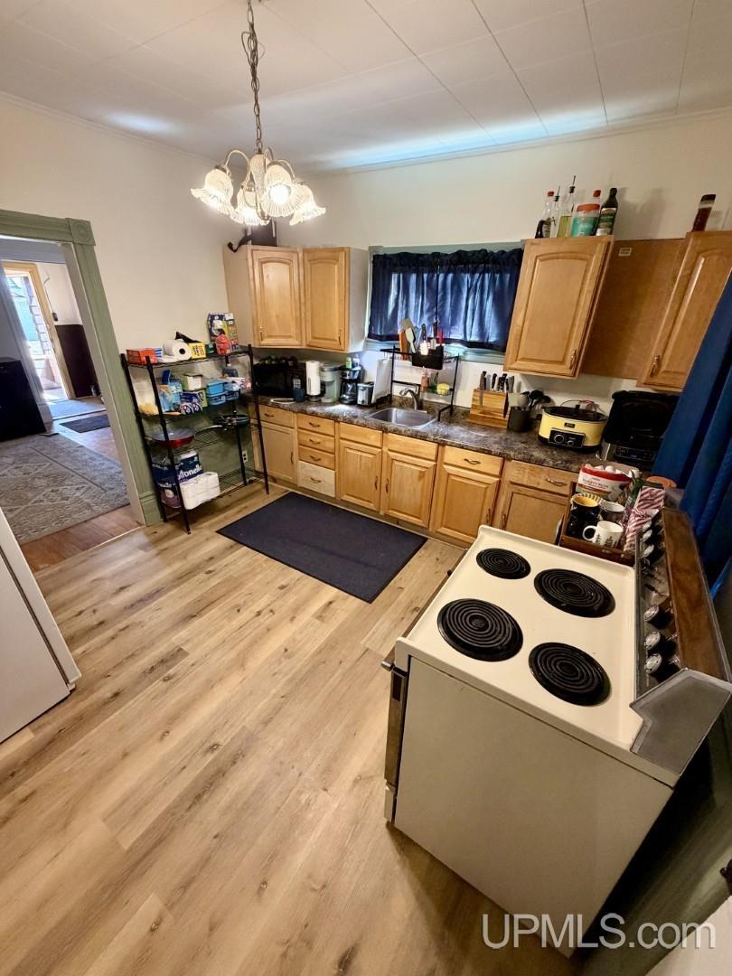 309-311 Maple Street Ishpeming, MI 49849 - Photo 10 of 49