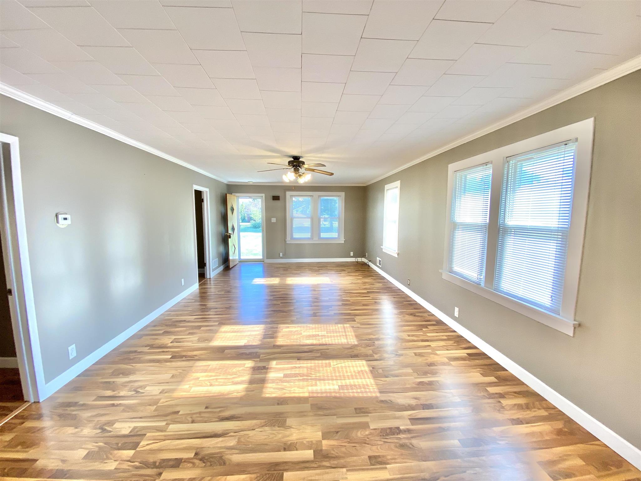 627 West 6th Street Rochester, IN 46975 - Photo 3 of 25 Gallery Image 3