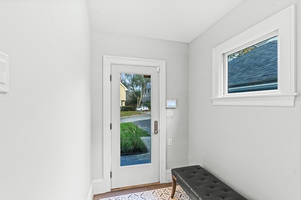 8 Glengarry Road Winchester, MA 01890 - Photo 21 of 42