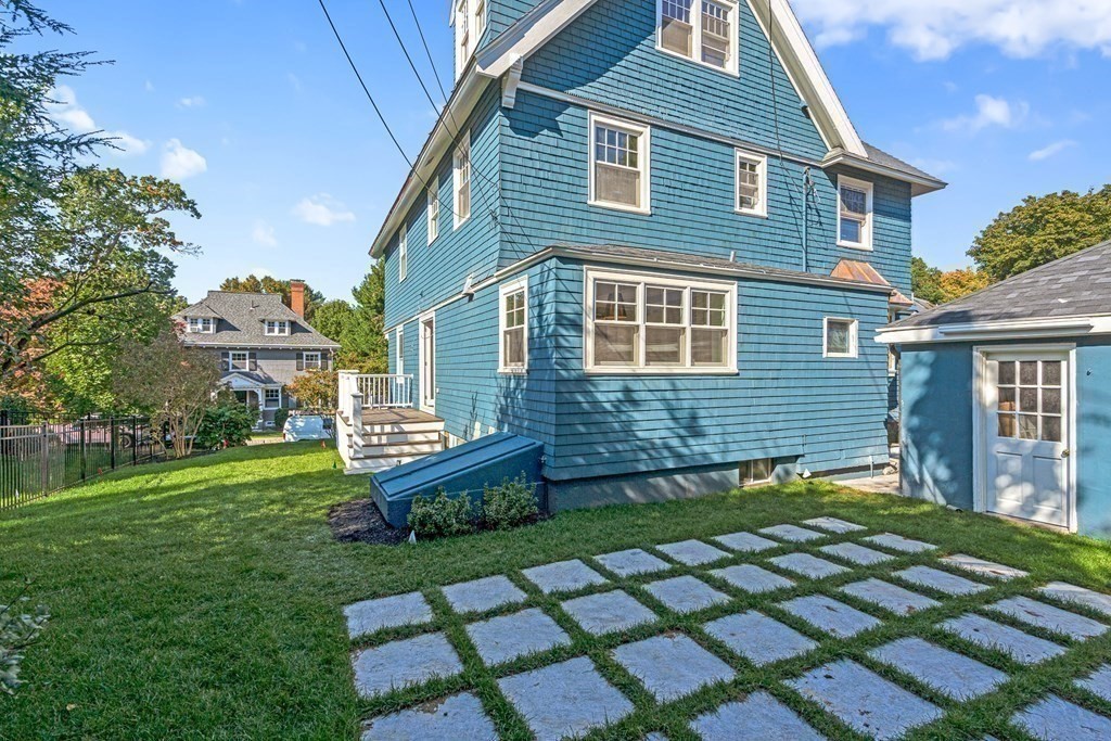 8 Glengarry Road Winchester, MA 01890 - Photo 37 of 42