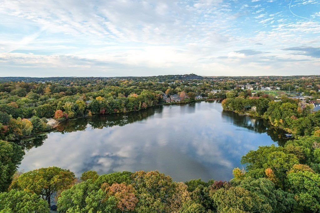 8 Glengarry Road Winchester, MA 01890 - Photo 39 of 42