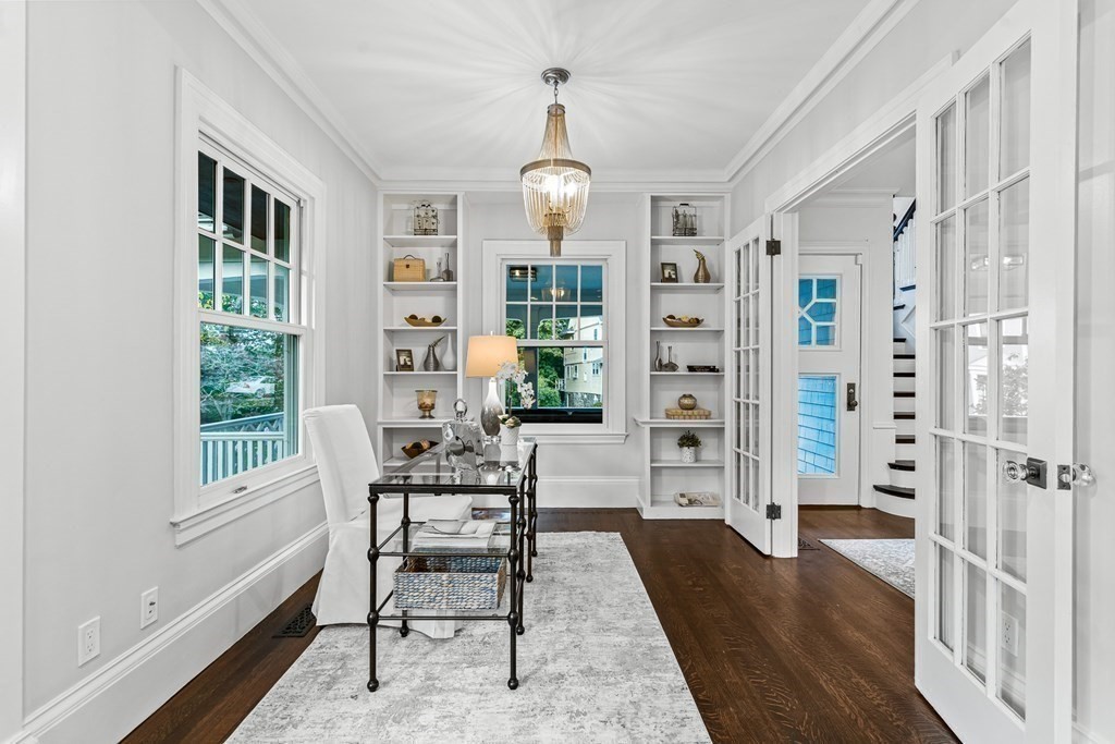 8 Glengarry Road Winchester, MA 01890 - Photo 7 of 42