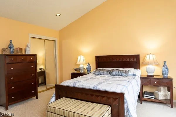 $550,000 | 12 Diaz Court, Unit 12, Franklin Park, NJ 08823