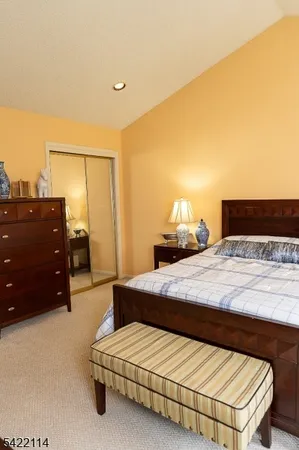 $550,000 | 12 Diaz Court, Unit 12, Franklin Park, NJ 08823