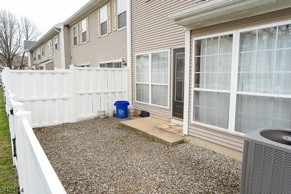 $550,000 | 12 Diaz Court, Unit 12, Franklin Park, NJ 08823
