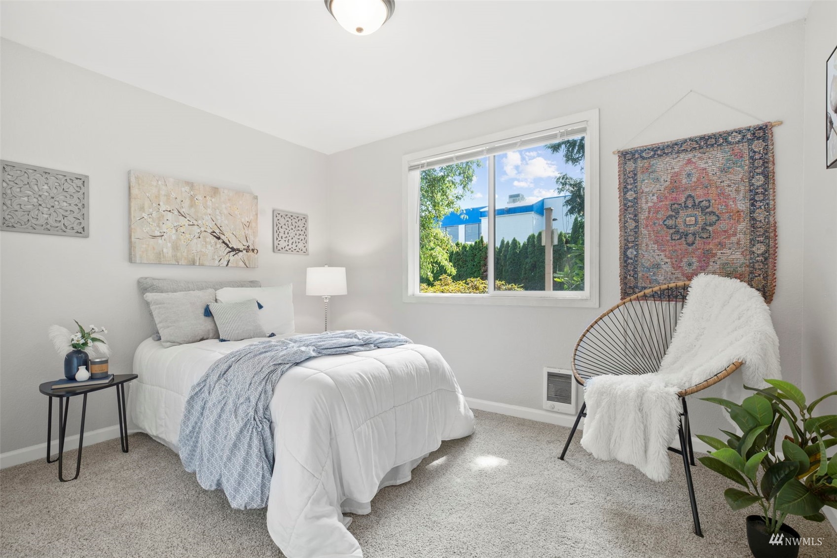 820 Cady Road, Unit F107 Everett, WA 98203 - Photo 18 of 33 a bedroom with a bed chair and window