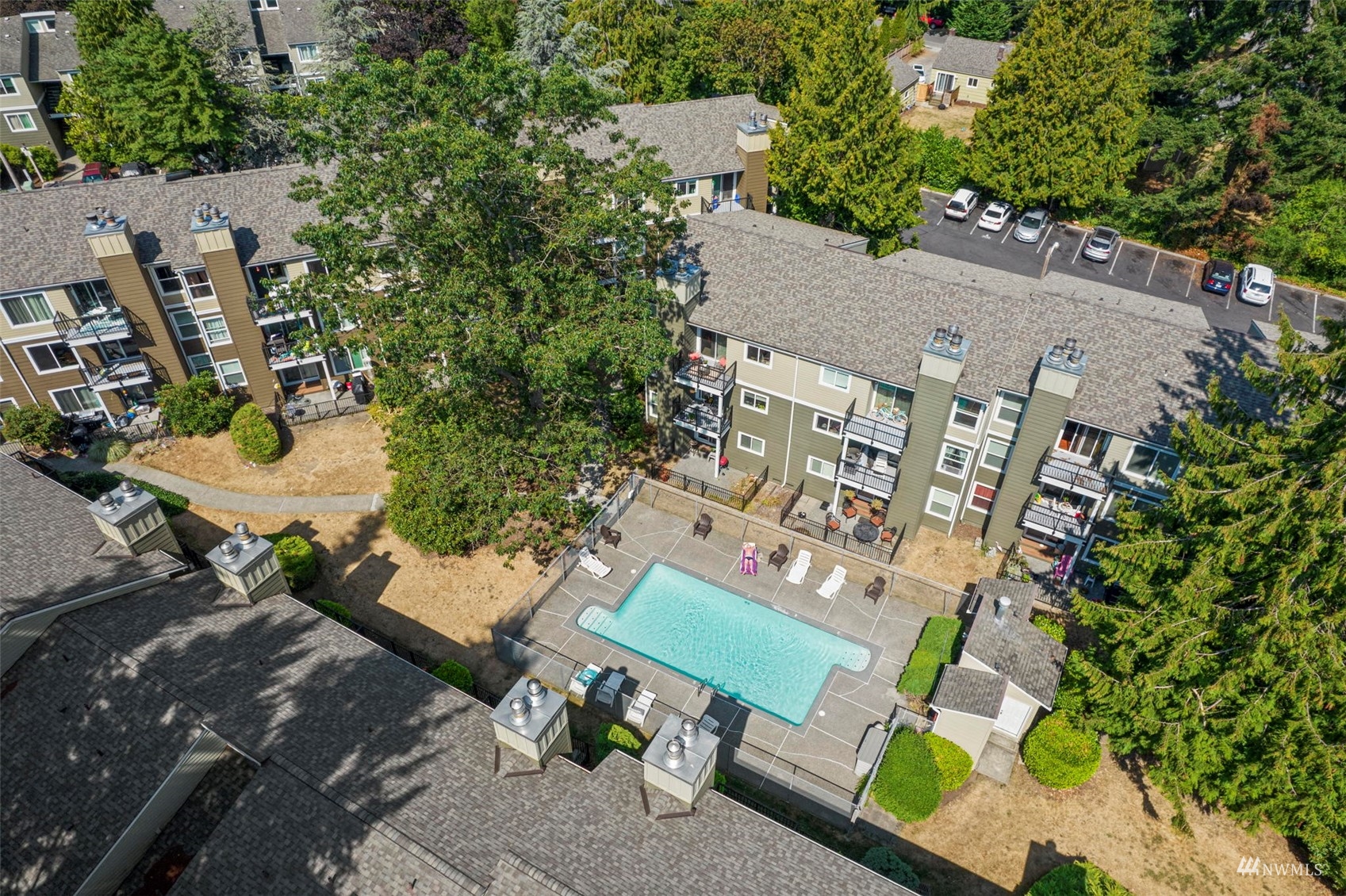 820 Cady Road, Unit F107 Everett, WA 98203 - Photo 31 of 33 an aerial view of a house with outdoor space