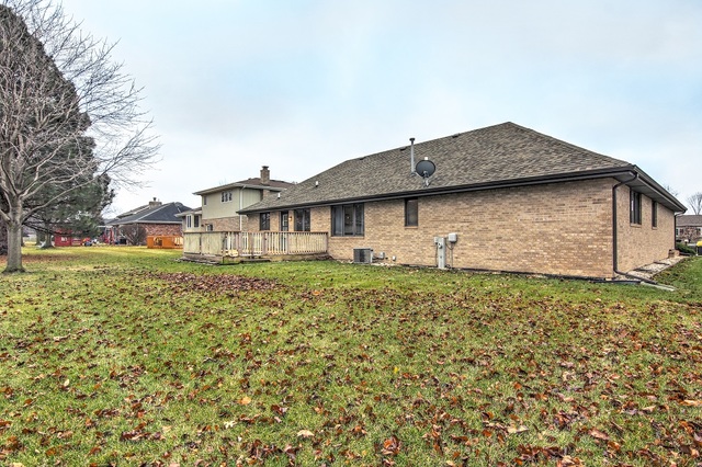 18311 Holland Road Lansing, IL 60438 - Photo 32 of 33