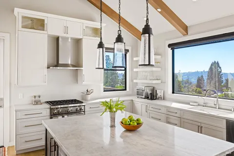 $2,075,000 | 1750 Crystal Springs Court, Santa Rosa, CA 95404