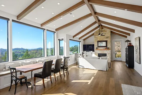 $2,075,000 | 1750 Crystal Springs Court, Santa Rosa, CA 95404