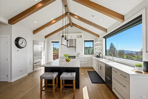 $2,075,000 | 1750 Crystal Springs Court, Santa Rosa, CA 95404