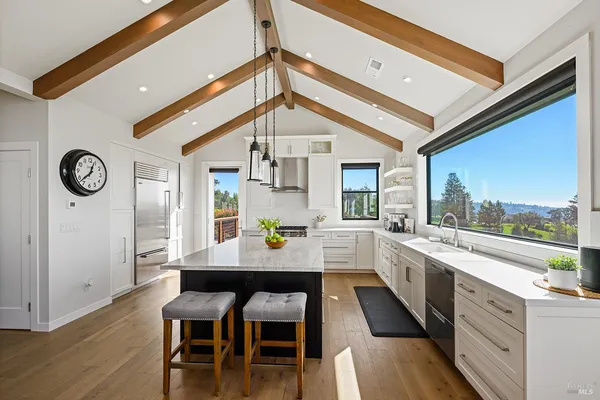 $2,075,000 | 1750 Crystal Springs Court, Santa Rosa, CA 95404