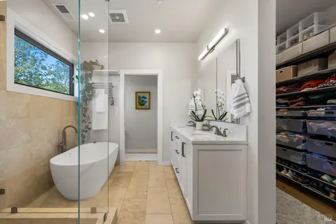 $2,075,000 | 1750 Crystal Springs Court, Santa Rosa, CA 95404