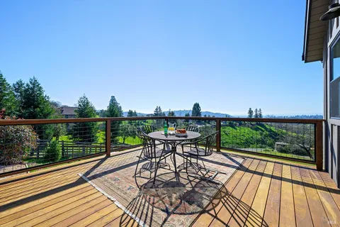 $2,075,000 | 1750 Crystal Springs Court, Santa Rosa, CA 95404