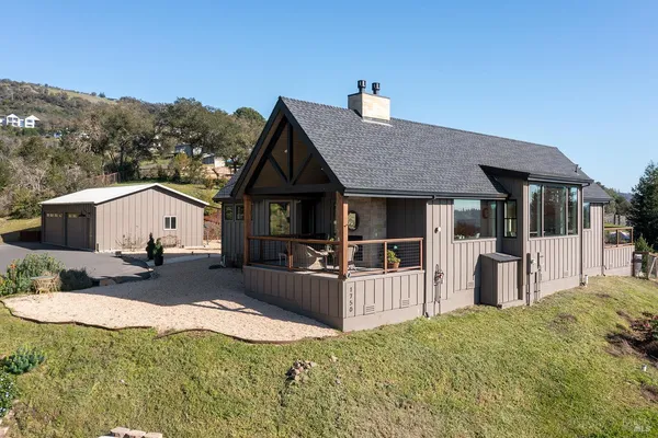 $2,075,000 | 1750 Crystal Springs Court, Santa Rosa, CA 95404