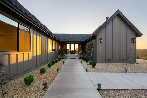 $2,075,000 | 1750 Crystal Springs Court, Santa Rosa, CA 95404