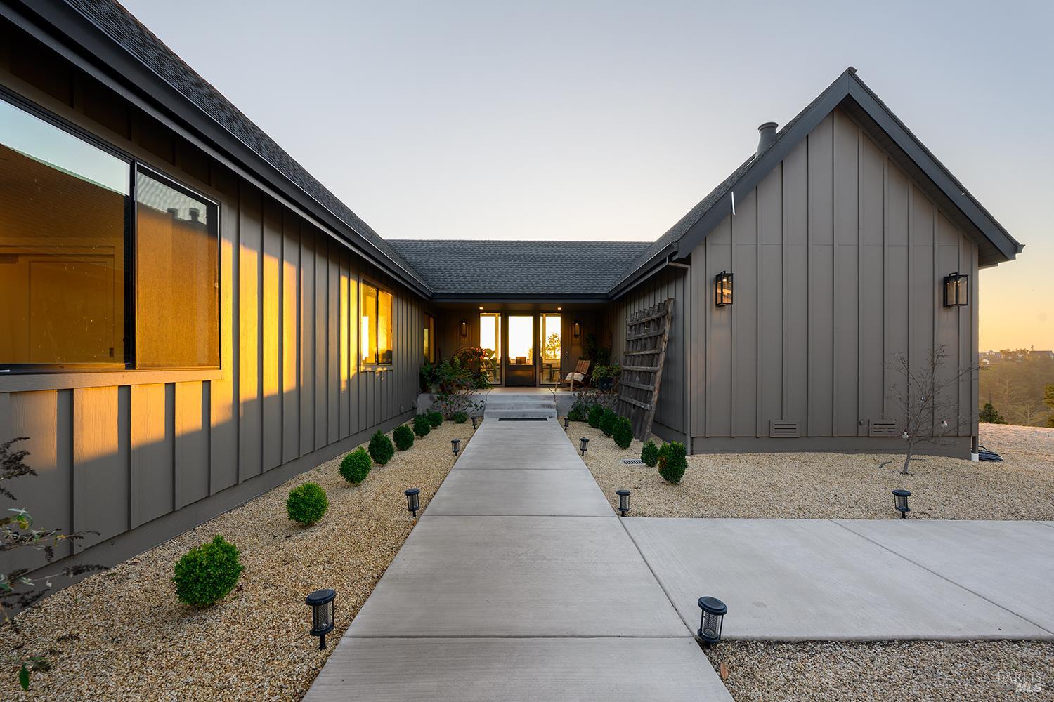 1750 Crystal Springs Court Santa Rosa, CA 95404 - Photo 5 of 53